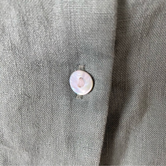Cynthia Rowley 100% Linen Short Sleeve Pearlized Button Up Blouse size S - Picture 4 of 9